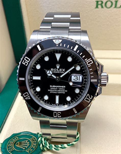 rolex submariner date retail price.